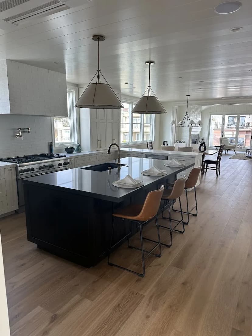 Traditional Cabinetry - Image 3